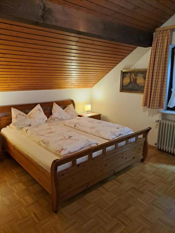 Pension Schlossbergblick Simonswald Exterior foto